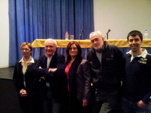 Albert Girona amb els regidors de Compromís Carlet Núria Vendrell, Maria Josep Ortega, Agustí Royo i Josep Àngel Hervàs.